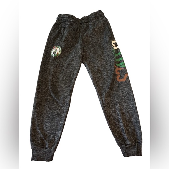 NBA Boston Celtics Kids Gray  joggers Sweatpants  medium - Picture 1 of 4
